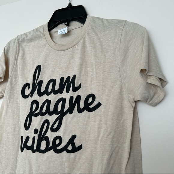 Champagne Vibes T-shirt - Picture 5 of 8